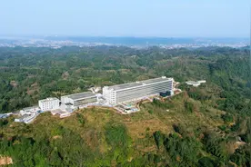 四川眉山首个公寓式养猪项目正式投用图片