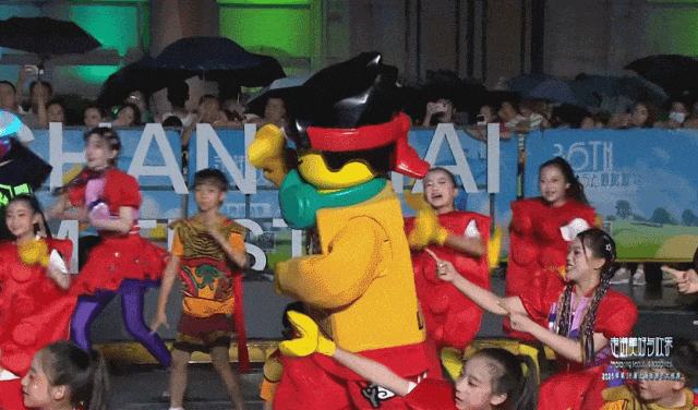 美图来袭！上海旅游节花车巡游精彩瞬间→