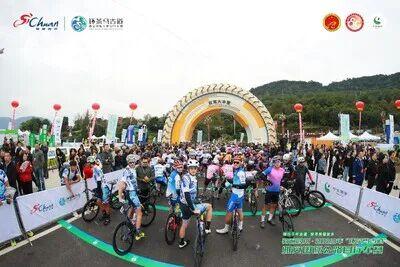 “环茶马古道”雅安公路自行车赛要来了！能骑能游能吃，还能当城市推介官！