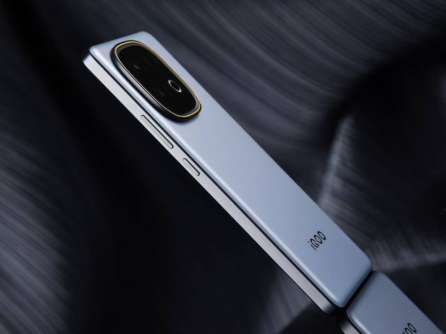 iQOO Z10 Turbo+：游戏党与续航焦虑者的选择