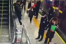 千钧一发之际，“AED”＋急救知识“救了命”！图片