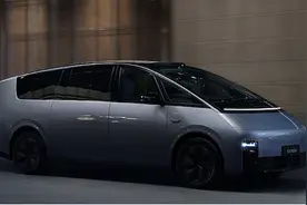 德国车商进口中国产ID.6遭起诉，李想回应理想汽车年终奖 | 一财汽车日评图片