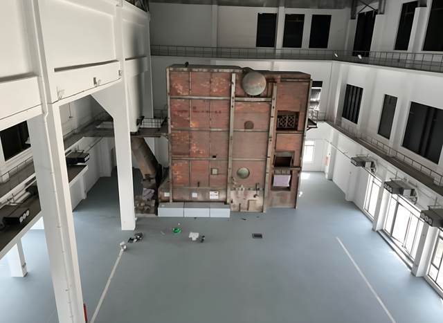 33米超高岩壁攀岩、6款精酿配吊炉烧烤，还有厂房Loft……