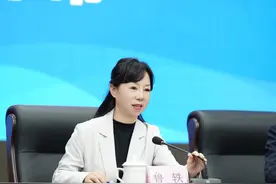 贵州电子信息职业技术学院2025年职业教育活动周暨第二十届师生技能大赛开幕图片