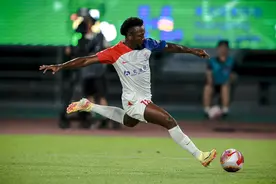 申花“小摩托”，踩上油门了？图片