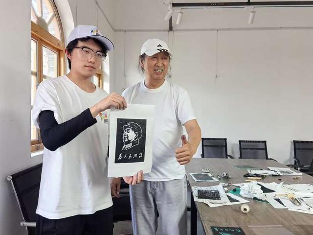 西安工大学子暑期实践重走“奔赴延安路”