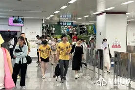 福州地铁公交免费坐！这些老师可以申领！图片