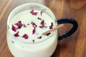 “中医奶茶”在家也能做！收藏这份DIY花卉茶饮攻略→图片