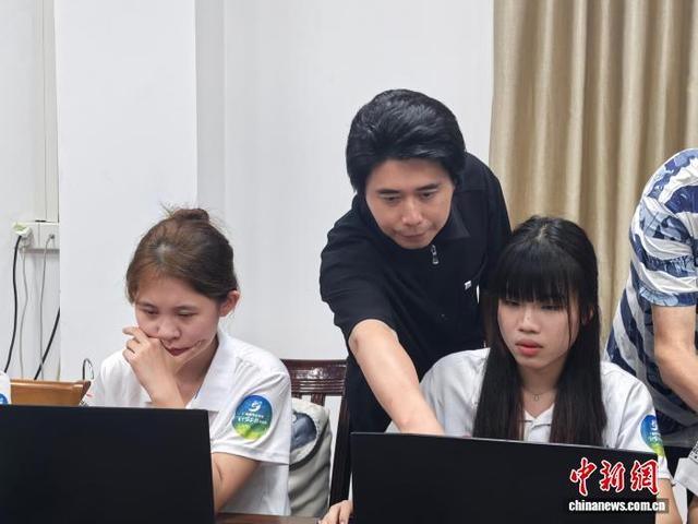 广东江门霄南村：侨乡古村落鲜卑文化焕新成“打卡胜地”