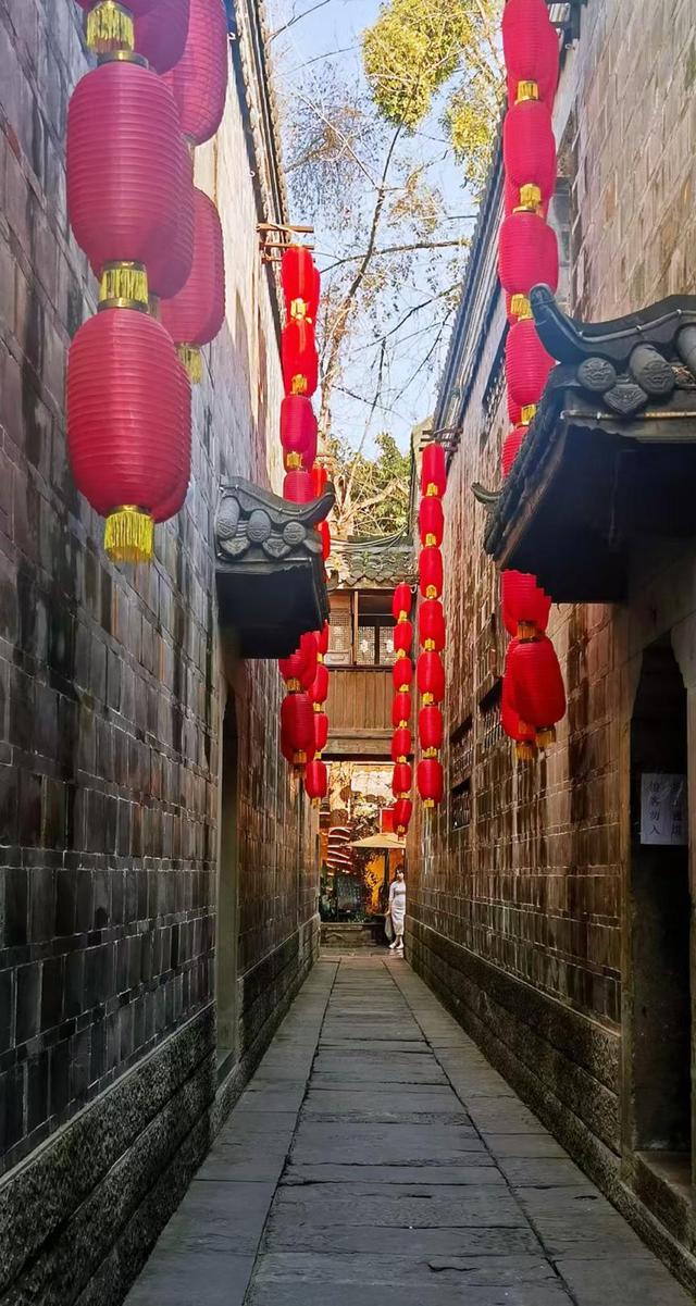 瓷胎竹编之乡——平乐古镇