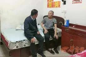 两地救助管理机构暖心救助 流浪38年的他返回家乡图片