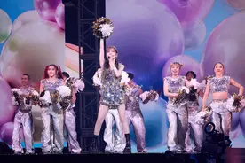 王心凌SUGAR HIGH 2.0巡回演唱会首站启动，吴青峰超燃助阵图片