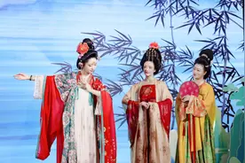 川渝青年展现国风之美 第四届大足石刻华服周颁奖典礼举行图片