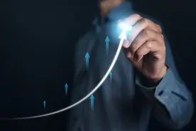 巴菲特旗下伯克希尔哈撒韦Q1大幅减持银行股，苹果仍为第一大持仓图片