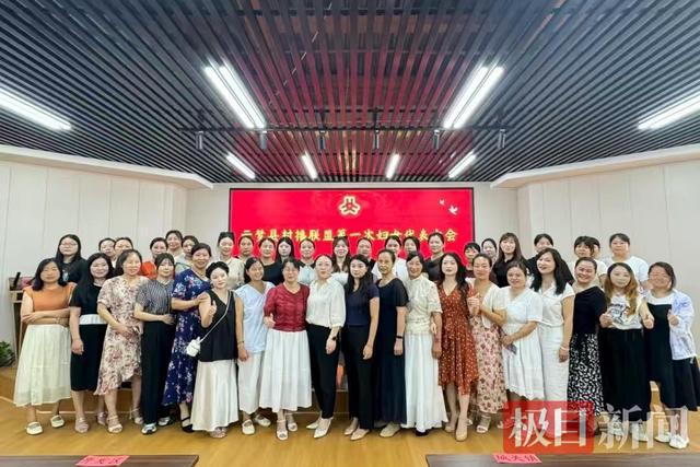 从“单打独斗”到“抱团成长”，湖北孝感女村播有了贴心“娘家”