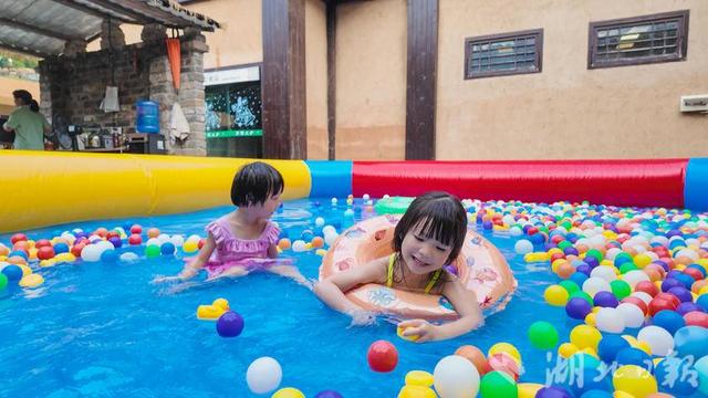 崇阳浪口温泉：消暑有“凉”方 亲水游玩热