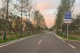 横穿大学城，串联4所大学！曲江路（西环路至南湖路）段明日全线通车图片