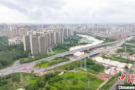 平陆运河广西钦州城区段6座保通桥全部建成通车图片