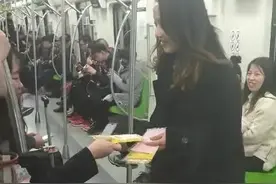 帮您问！地铁内能骑折叠自行车或滑板车吗？图片
