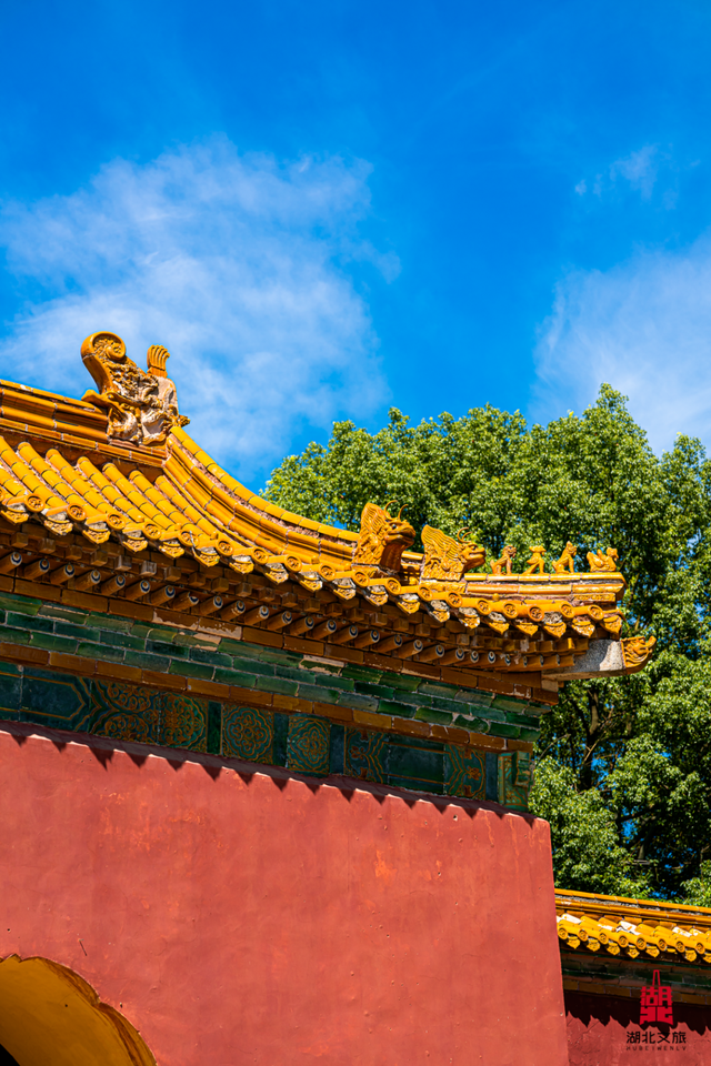 去荆门，撞进秋天怀里！