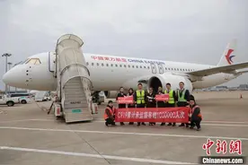 中国商飞：国产C919累计承运旅客突破100万人次图片