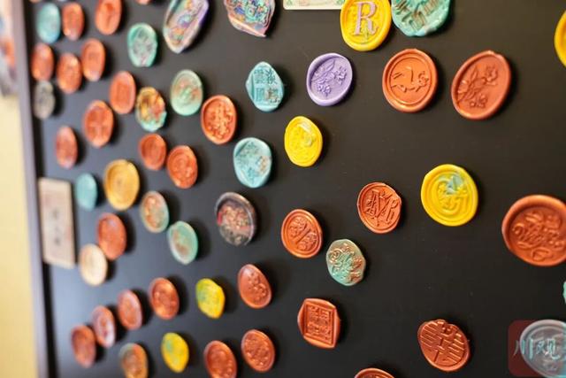 发现新景｜榴香咖啡、船城慢递……在会理古城探“新”