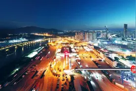 深圳皇岗口岸夜间通关忙，旅客通关请注意→图片