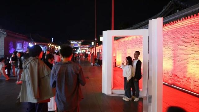【蓟韵金秋】夜游古街 假日里的流量担当