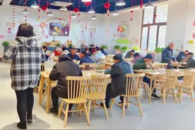 已达到每天2万客，未来将有更多“老字号”食企加入宝山助餐图片