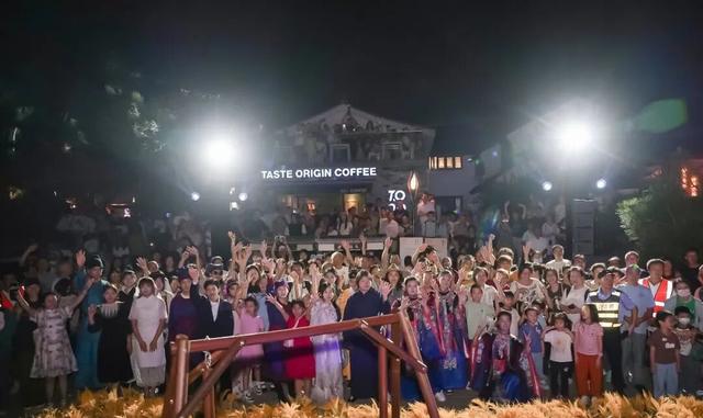 游上海松江 寻上海之根 | 国庆节首日，1.5万人涌入仓城……