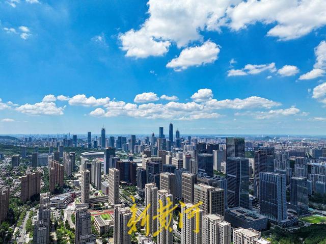 云卷云舒，活力盛夏！现代与自然交织的泉城夏日盛景 | 新黄河AI音乐