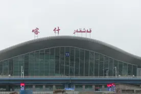 今起深圳6小时直飞喀什！两地携手架起“空中丝路”图片