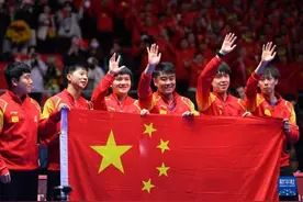 中国男队战胜法国队 实现世乒赛11连冠图片