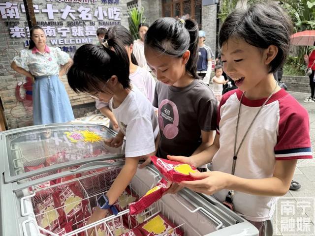 “能吃的城市记忆”！南宁这些文创雪糕再“出圈”