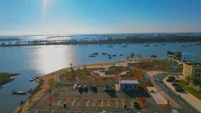 上新啦！这个滨海公园，把海景装入小镇日常→