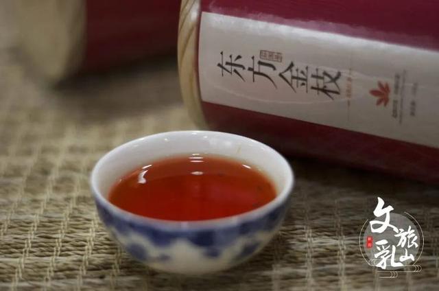 高铁串起的蔚蓝梦境 | 乳山，不只有海，还有N种美好等你解锁