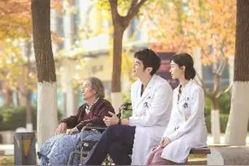《问心》：医患同盟里，重读生命有痛人间值得图片