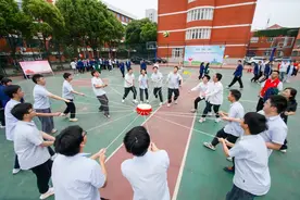 医“声”｜为高考生加油鼓励，心理医生建议家长这样说图片