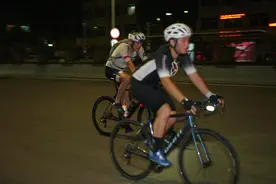 城市“夜骑” 温州新的社交方式图片