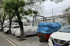 五一未来实验小学的门前路怎么变样了？图片