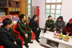 神十七航天员乘组在太空拜年，多地领导到航天员家中慰问亲属图片