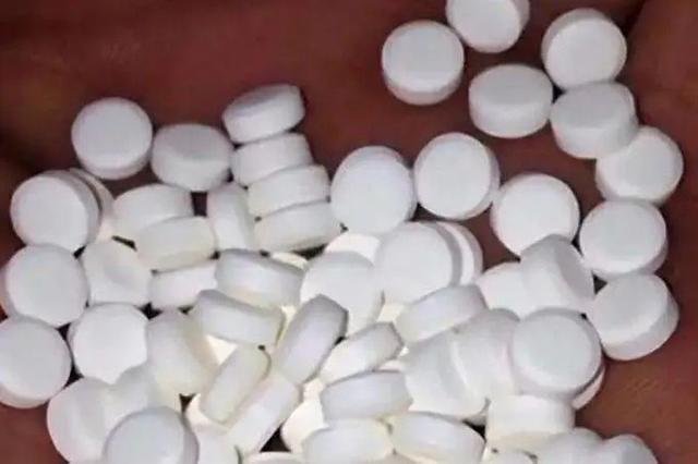 江苏12岁小学生家中自杀，遗书称“写不会英语单词	”，吞下姥姥100颗心脏病药	，妈妈起诉学校案件将二审