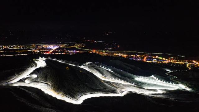 冷冬不冷场，这八种冬日消费火热升温