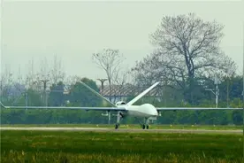 低空经济新引擎 航天十一院彩虹无人机－9在梁平试飞图片