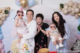 “向佐是大小孩，碧婷要管三个”，向太谈郭碧婷育儿：不能破坏孩子父母立的规矩图片