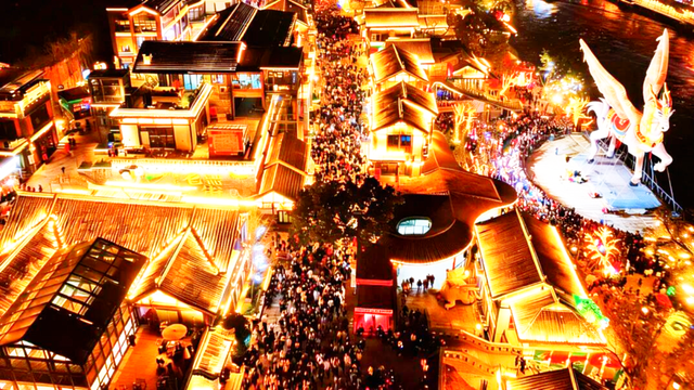 春节长假自流井接待游客超168万人次 “自贡洪崖洞”成热门打卡景点