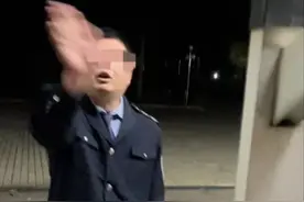 2岁娃高烧保安拒交外卖药？当事人：接受其教育一小时后才拿到，网友吵翻图片