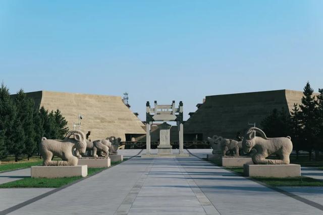 跟着大湾区踩线团打卡呼和浩特Day2：看遍历史与潮流，吃出地道风味！