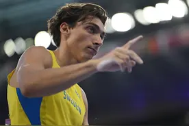 巴黎奥运会丨田径——男子撑杆跳高赛况图片