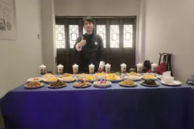 让老手艺绽放新魅力，湖南常德“00后”小哥致力擂茶传承图片